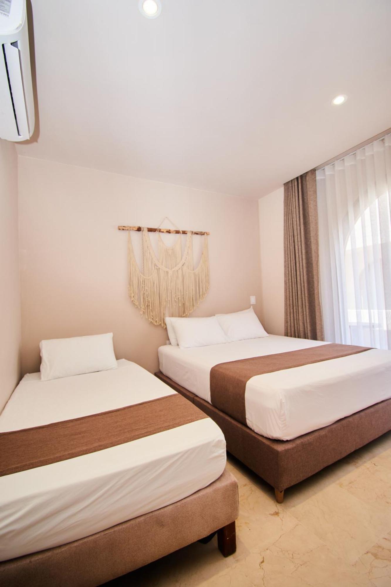 Loa Tolu By Bernalo Hotels 外观 照片